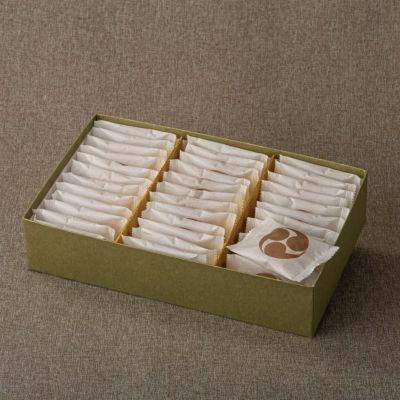 【琉球銘菓 くがにやあ】くがにちんすこうプレミアム（中）B